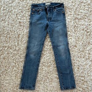 Gap slim straight high rise size 27